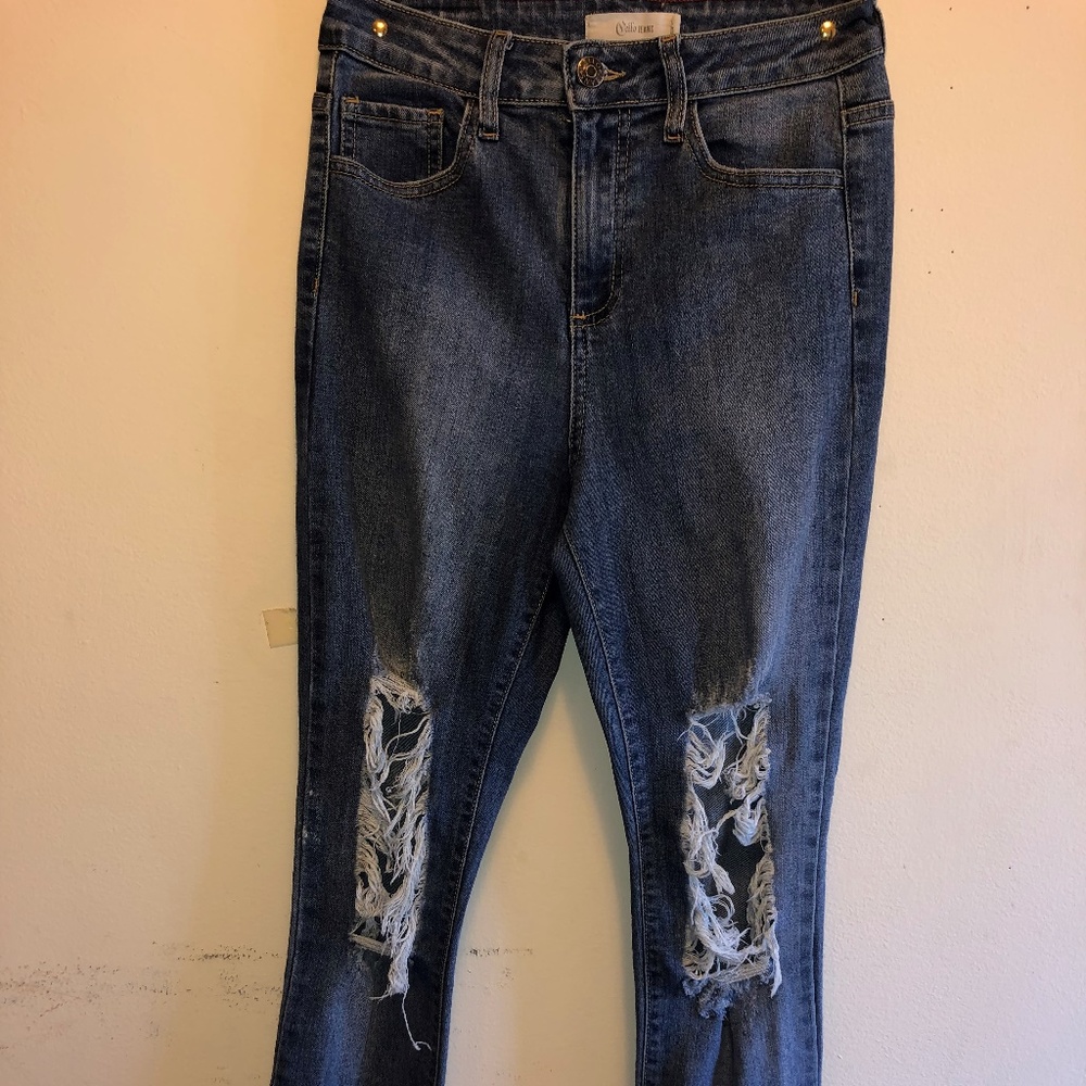 high waist-distressed jeans